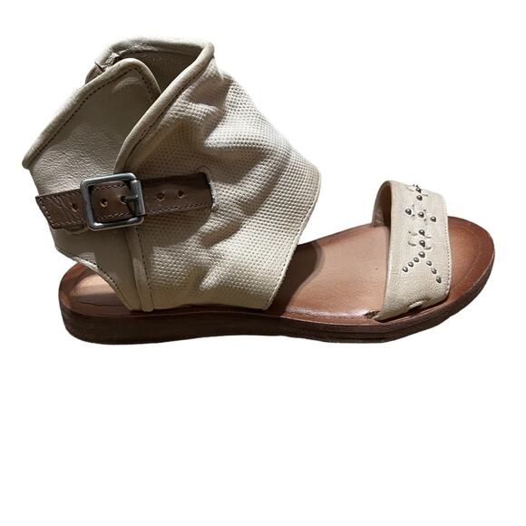 Miz Mooz Leather Wide Width Sandals - Forge - Size EU 38W / 7.5 - 8 Wide NEW - Picture 2 of 8